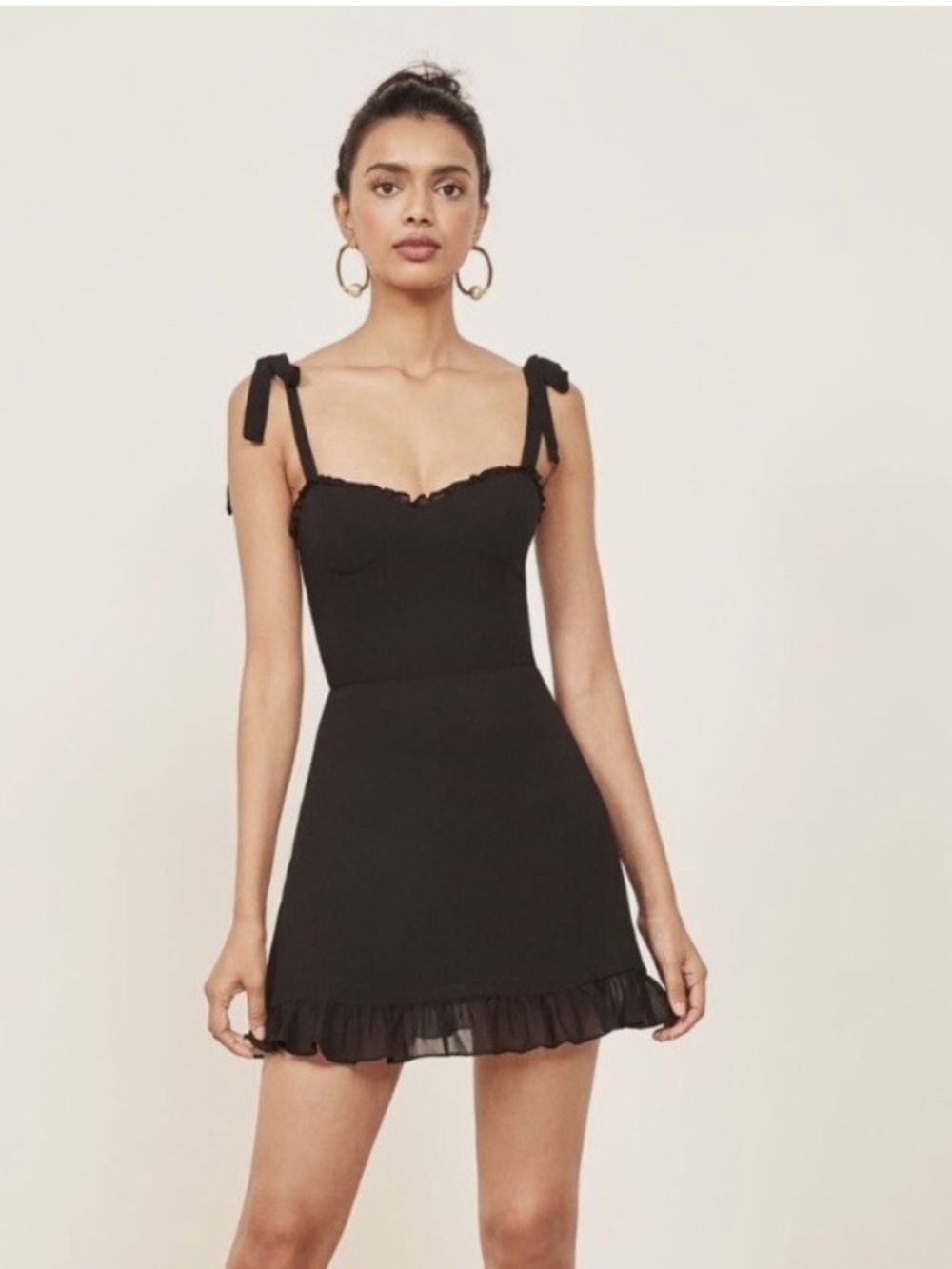 REFORMATION
Christine Dress size 4 in black